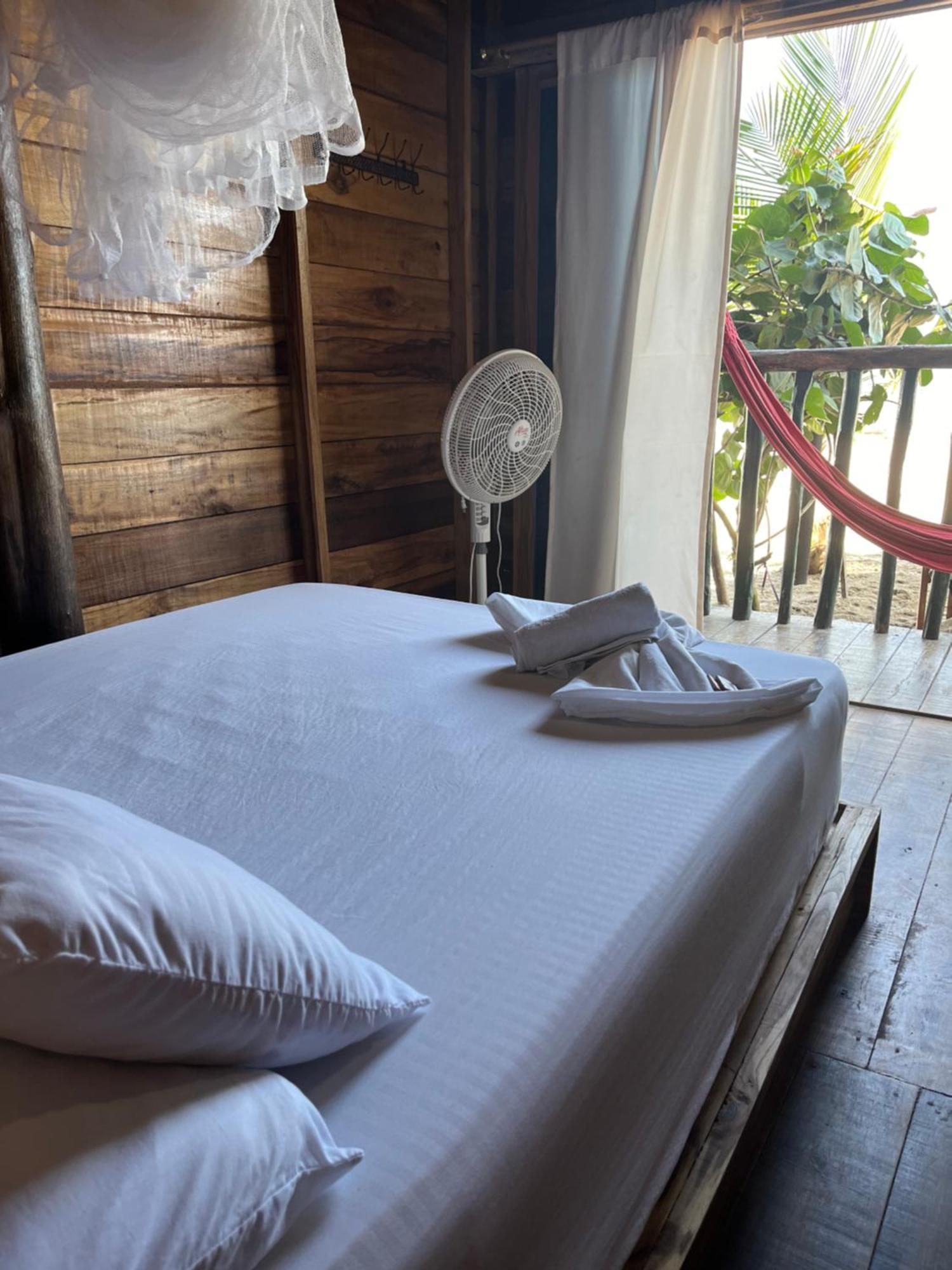 The Mompe Beach Hostal La Poza Εξωτερικό φωτογραφία