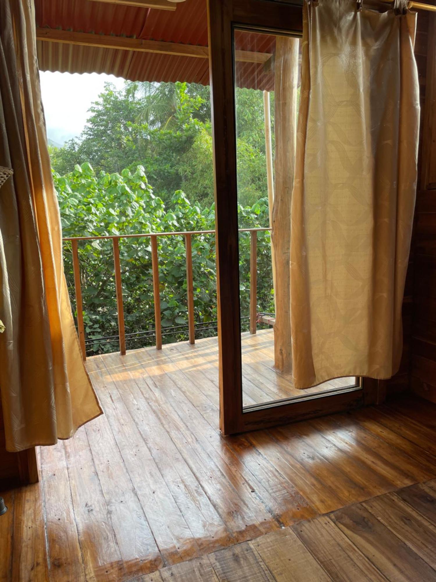 The Mompe Beach Hostal La Poza Εξωτερικό φωτογραφία
