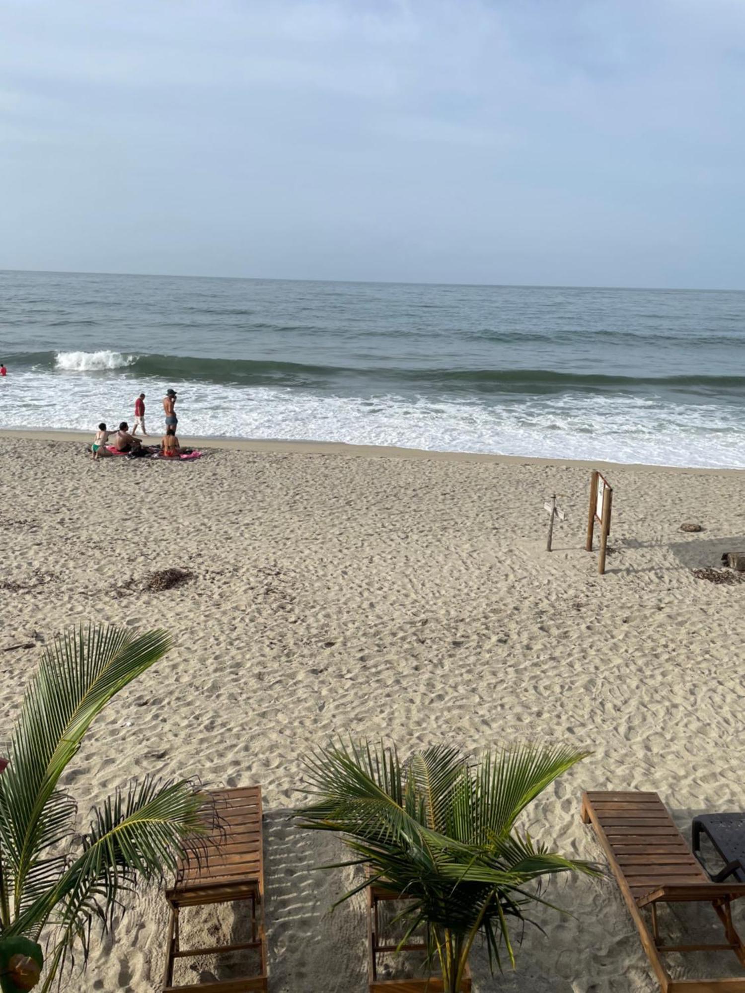 The Mompe Beach Hostal La Poza Εξωτερικό φωτογραφία