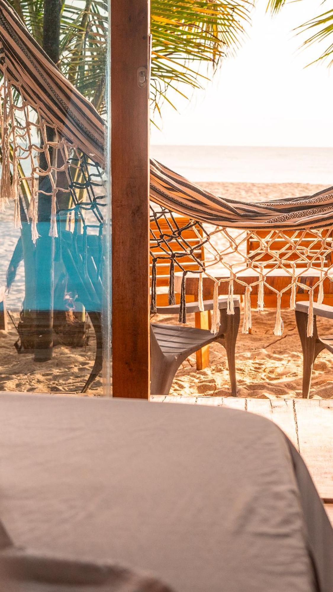 The Mompe Beach Hostal La Poza Εξωτερικό φωτογραφία