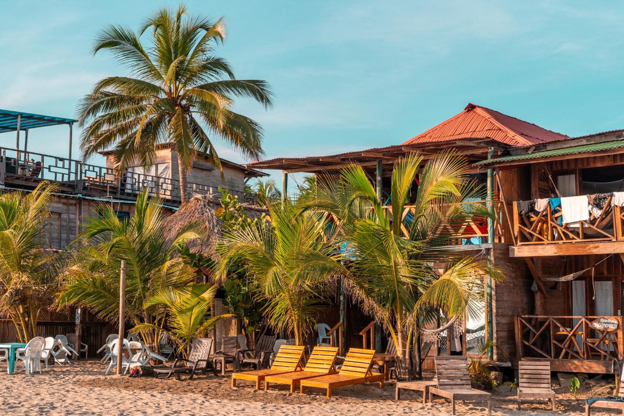 The Mompe Beach Hostal La Poza Εξωτερικό φωτογραφία